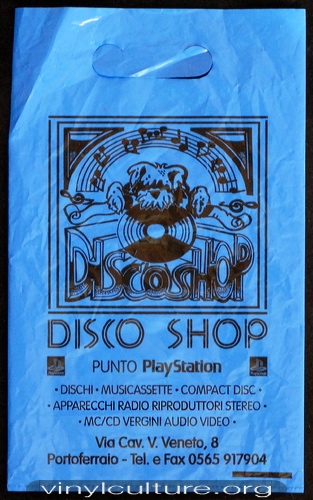 disco_shop_portoferr_e1e11f.jpg
